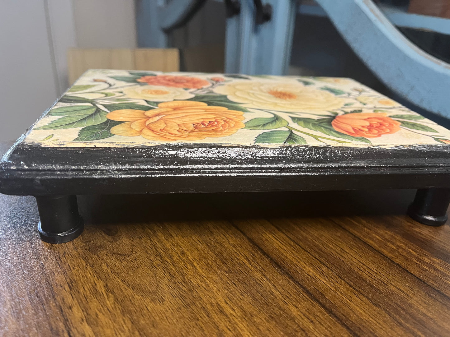 Floral Riser