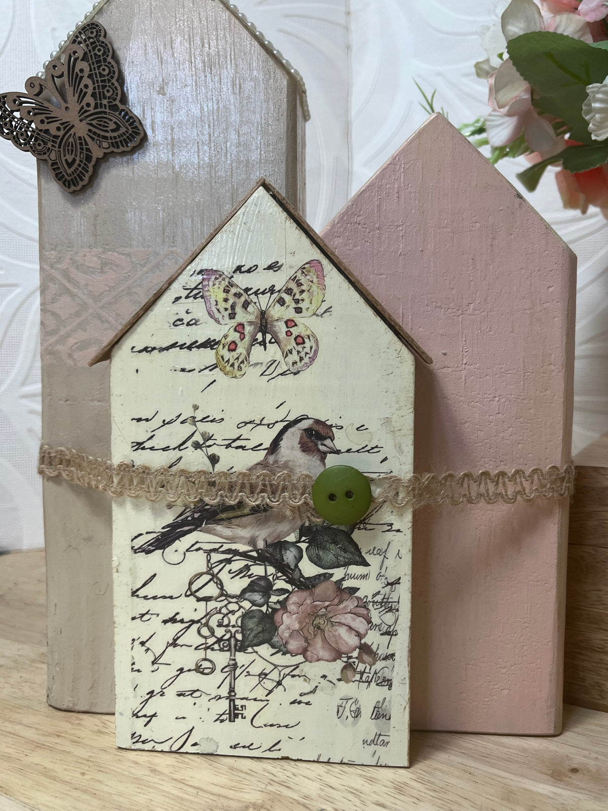 3 House Shelf Sitter Decor